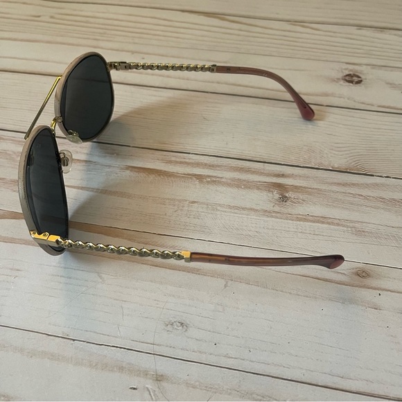 Chanel Pink Mirrored Aviator Pilot Sunglasses Gold Accents with Case - Picture 2 of 16